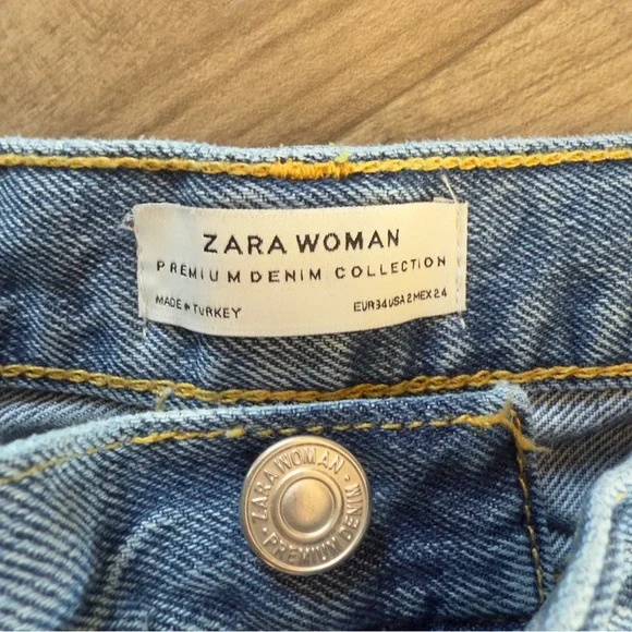 Zara cropped skinny button fly jeans with bead embroidered flowers Size 2 - Picture 9 of 11